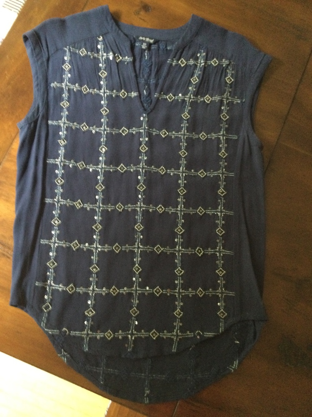 Lucky Brand navy top XS. Like new.
